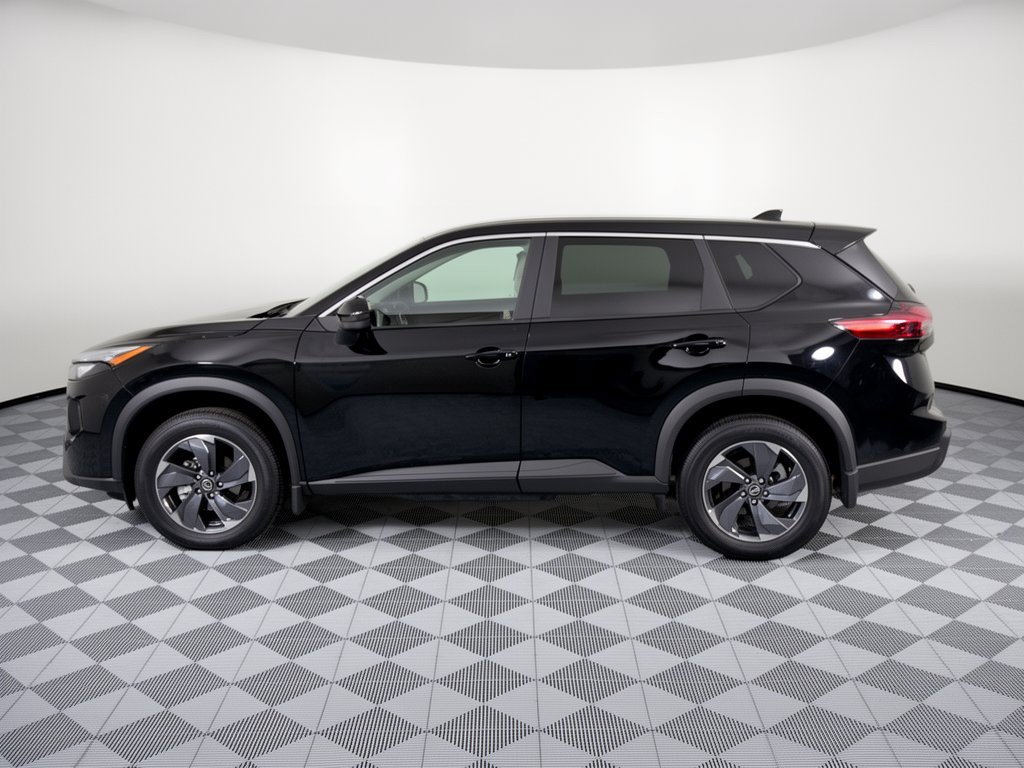 Certified 2026 Nissan Rogue SV FWD image 2