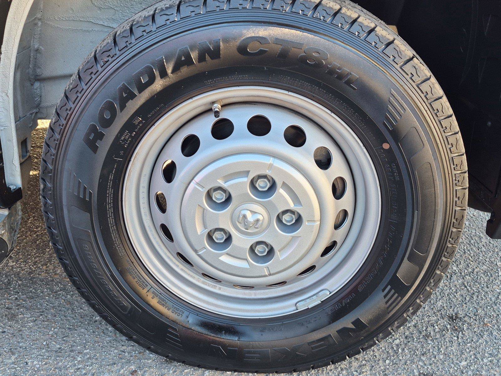 Used 2025 RAM ProMaster 2500 w/ U-Haul Equipment Group FWD image 11