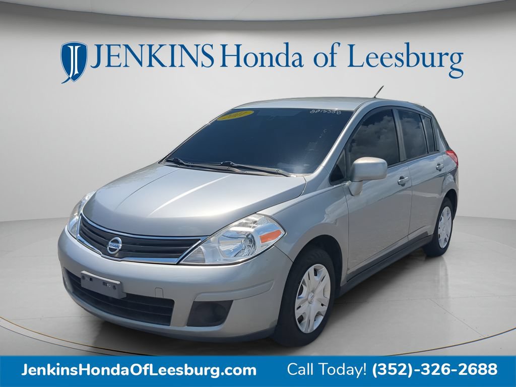 Used 2011 Nissan Versa 1.8 S FWD image 8