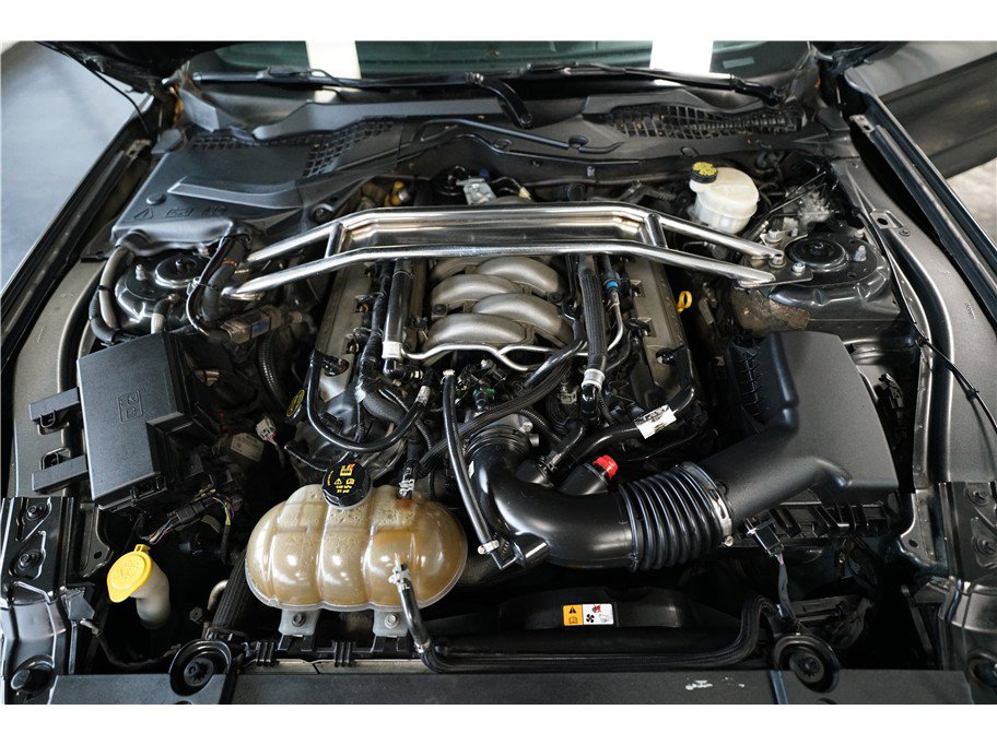 Used 2017 Ford Mustang GT image 10