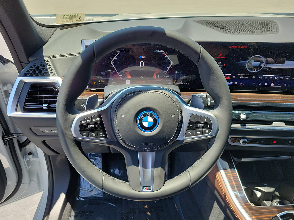 New 2026 BMW X5 xDrive50e w/ M Sport Package AWD/4WD image 25