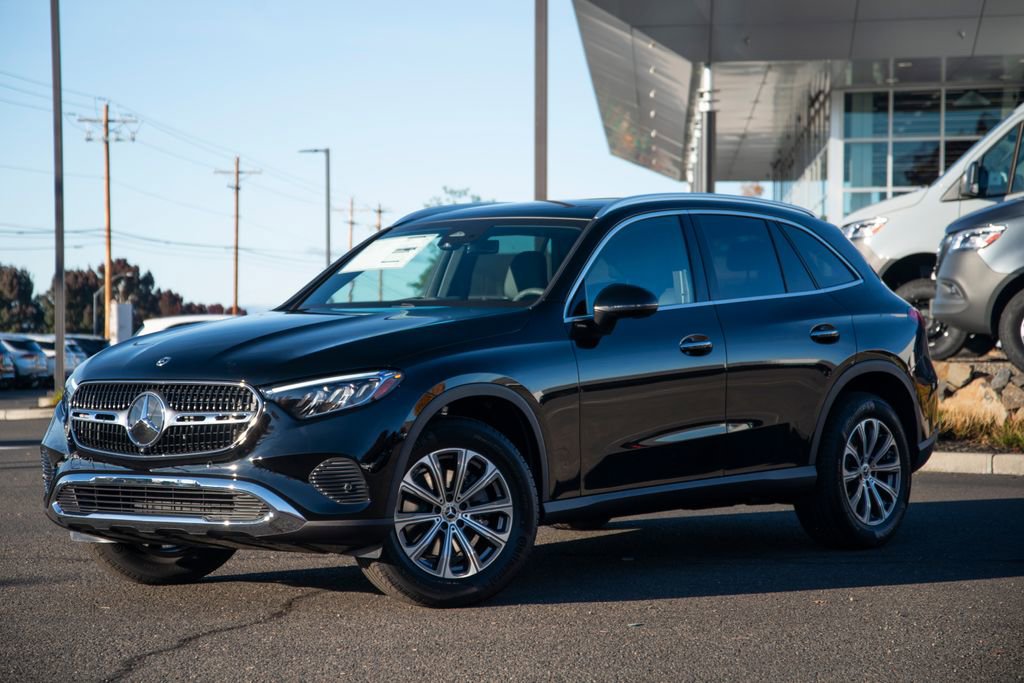 New 2026 Mercedes-Benz GLC 300 4MATIC