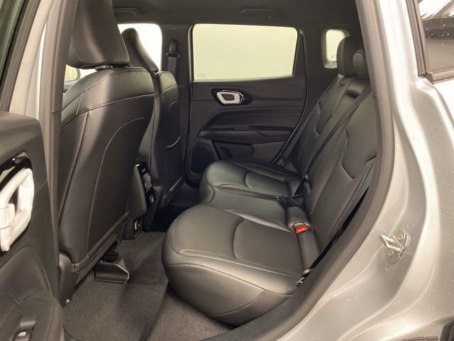Used 2026 Jeep Compass Limited image 19