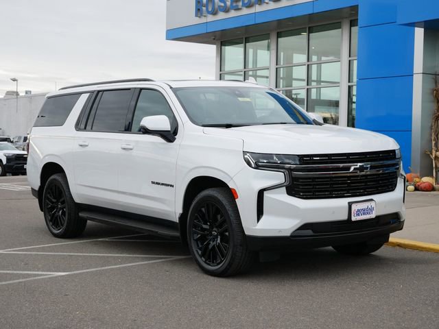 Used 2022 Chevrolet Suburban RST w/ Luxury Package AWD/4WD image 23