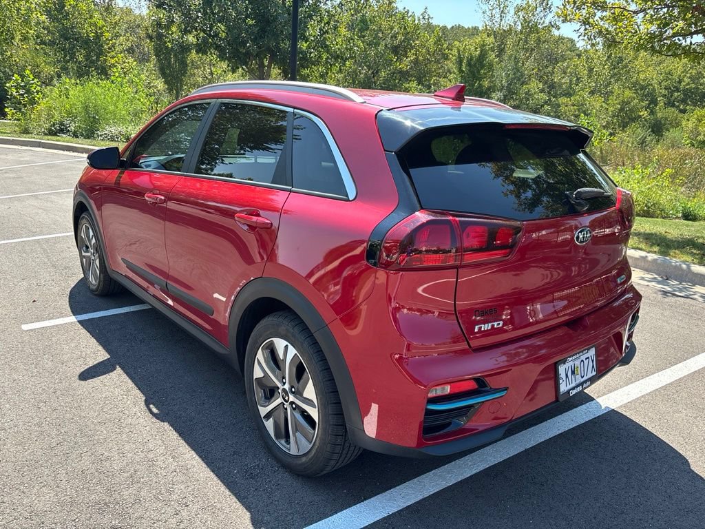 Used 2020 Kia Niro EX w/ Cold Weather Package FWD image 5