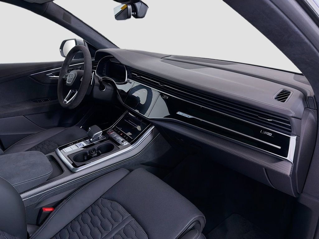 Used 2025 Audi RS Q8 performance image 32