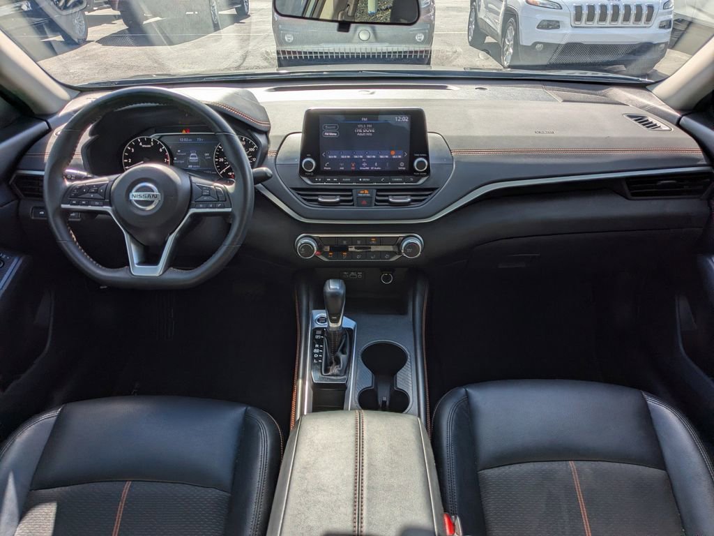 Used 2022 Nissan Altima 2.5 SR image 15