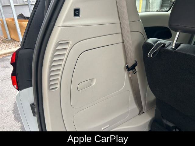 Certified 2022 Chrysler Pacifica Touring-L FWD image 24