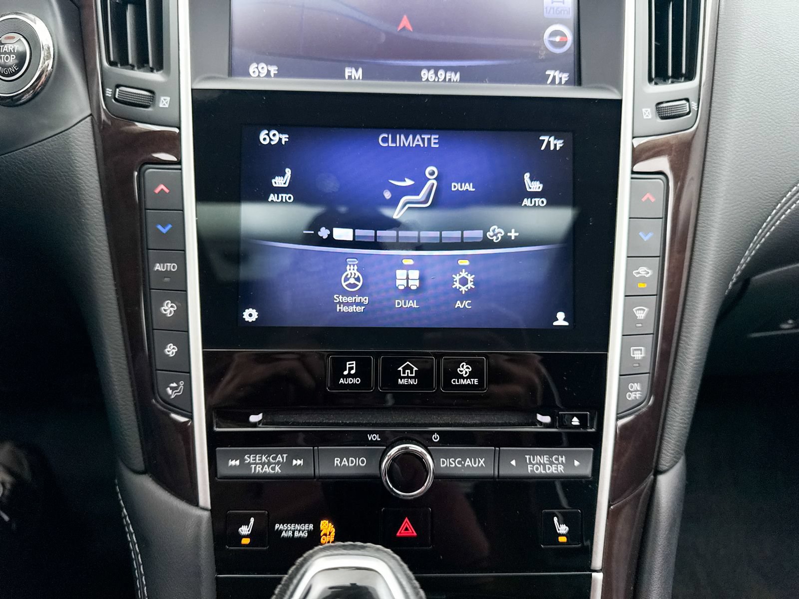 Used 2018 INFINITI Q50 Luxe w/ Essential Package (3.0T Luxe) RWD image 23