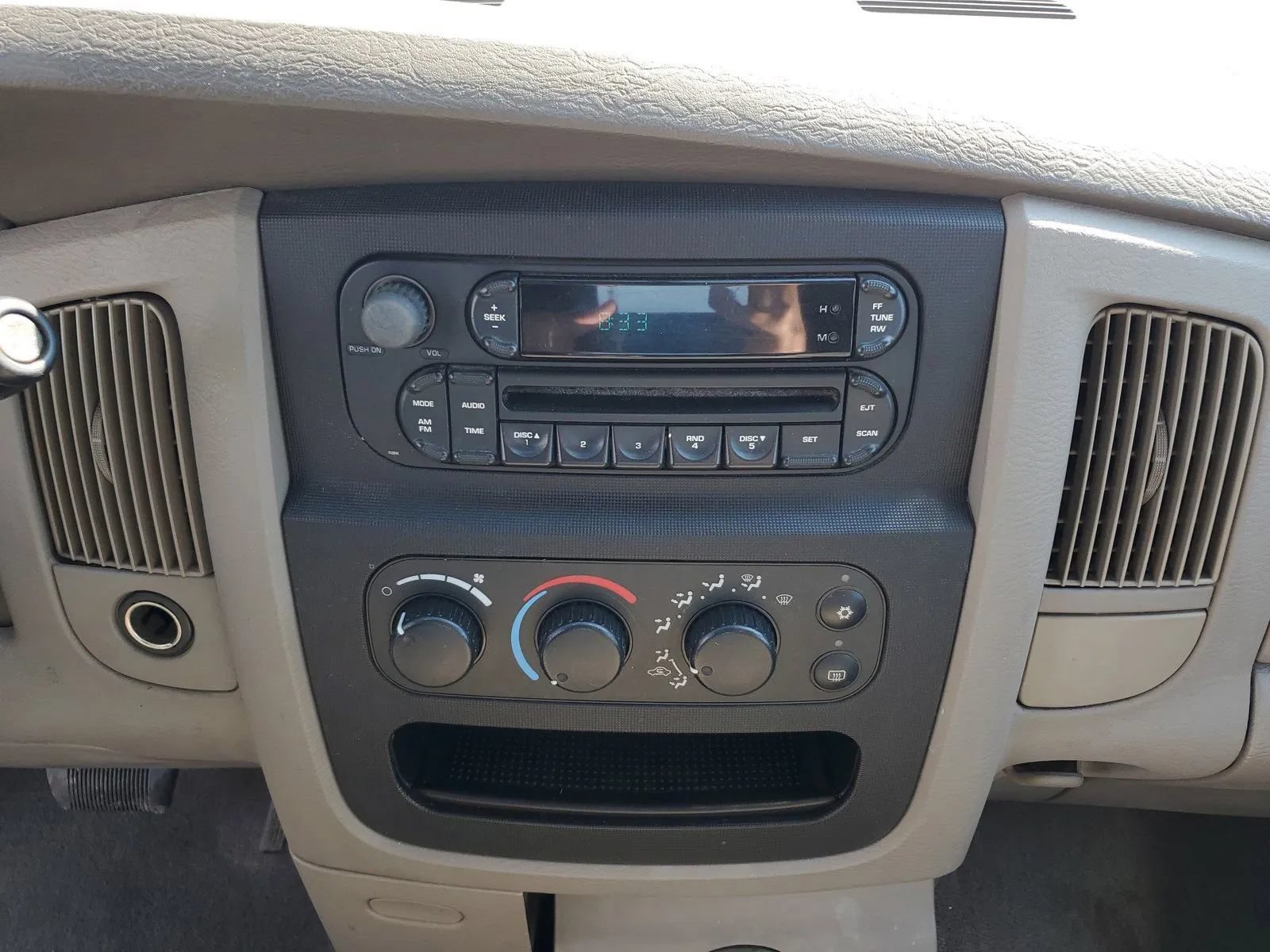 Used 2005 Dodge Ram 1500 Truck SLT RWD image 20