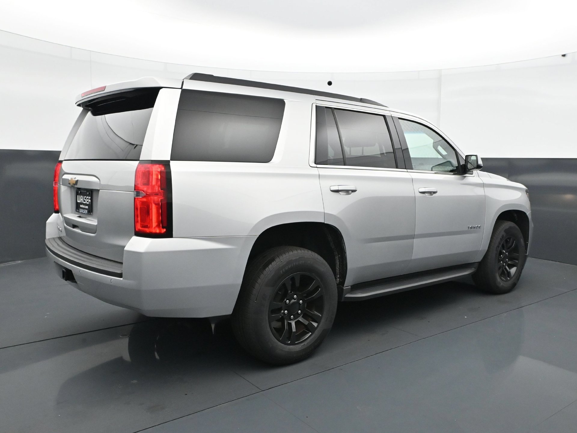 Used 2019 Chevrolet Tahoe LS AWD/4WD image 7