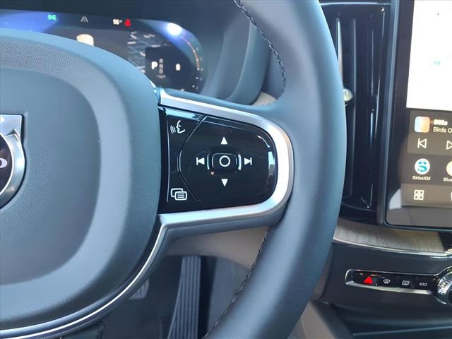 New 2026 Volvo XC60 B5 Plus w/ Protection Package Premier image 18