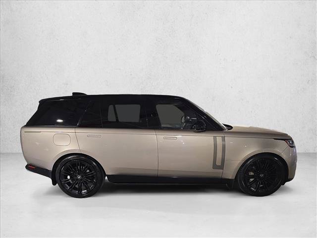 Certified 2023 Land Rover Range Rover Long Wheelbase SE AWD/4WD image 4