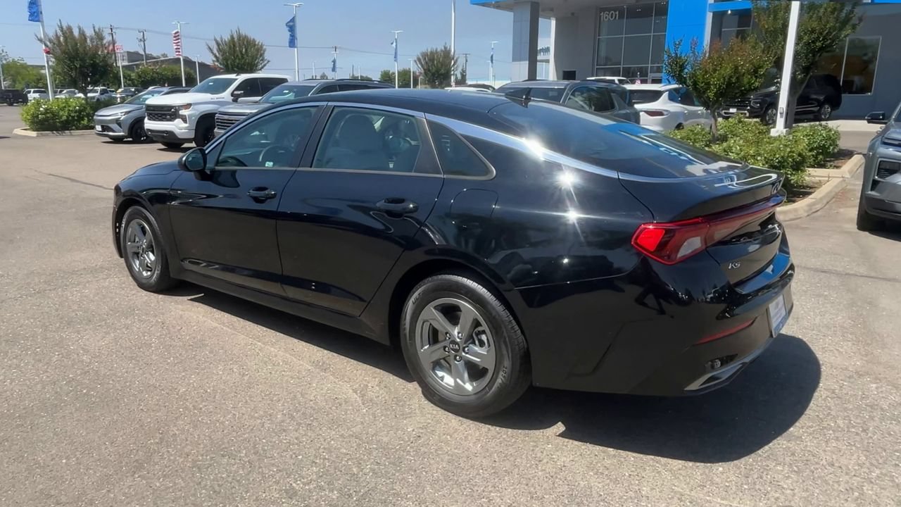 Used 2021 Kia K5 LXS FWD image 5