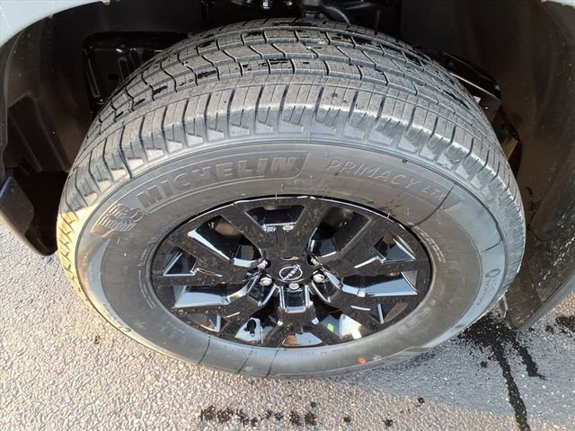 New 2026 Nissan Frontier SV w/ All-Weather Content Package image 10