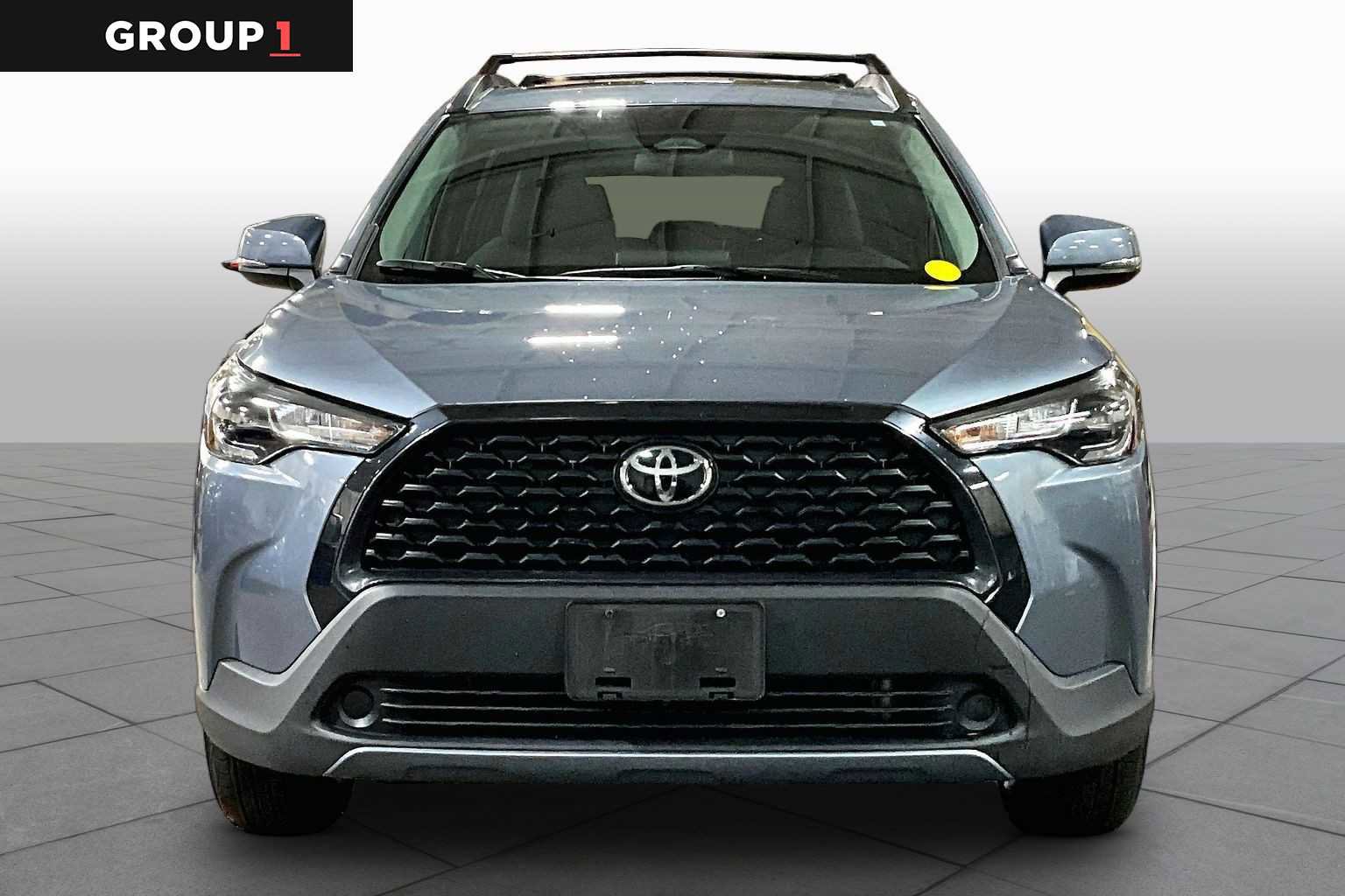 Used 2023 Toyota Corolla Cross LE w/ Moonroof Package image 4