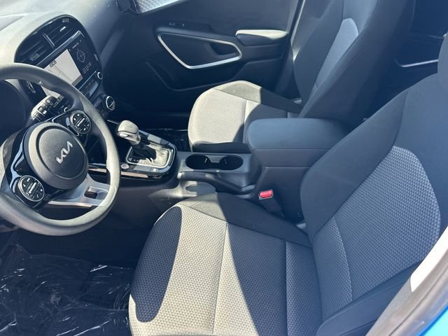Used 2025 Kia Soul S FWD image 22