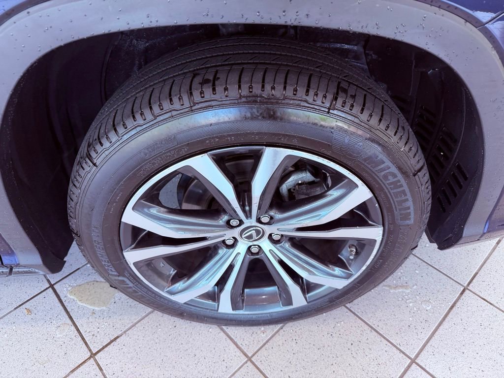 Used 2018 Lexus RX 350L FWD image 17