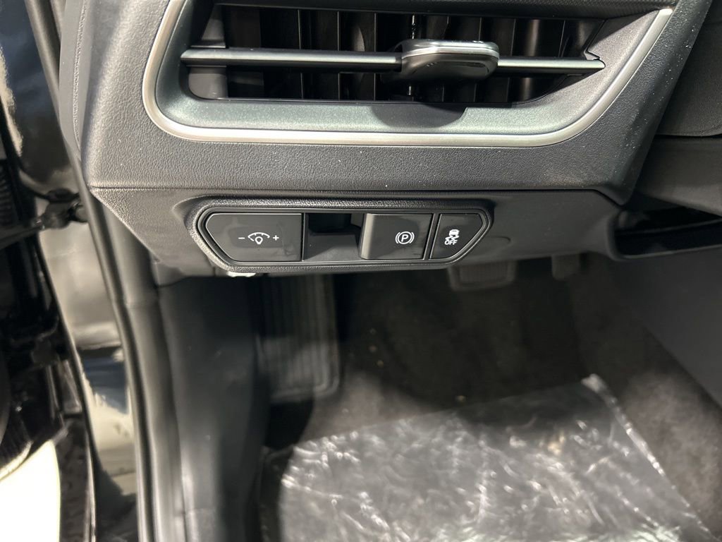 New 2026 Kia K4 LXS image 11