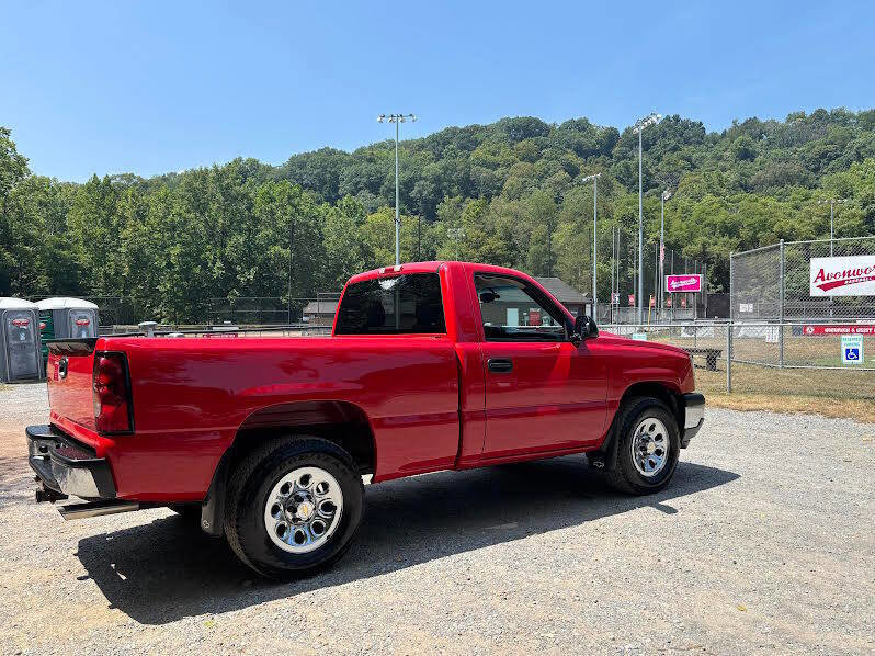 Used 2005 Chevrolet Silverado 1500 LS w/ Light Duty Power Package image 10