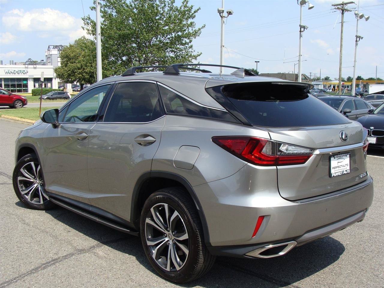 Used 2017 Lexus RX 350 AWD image 2