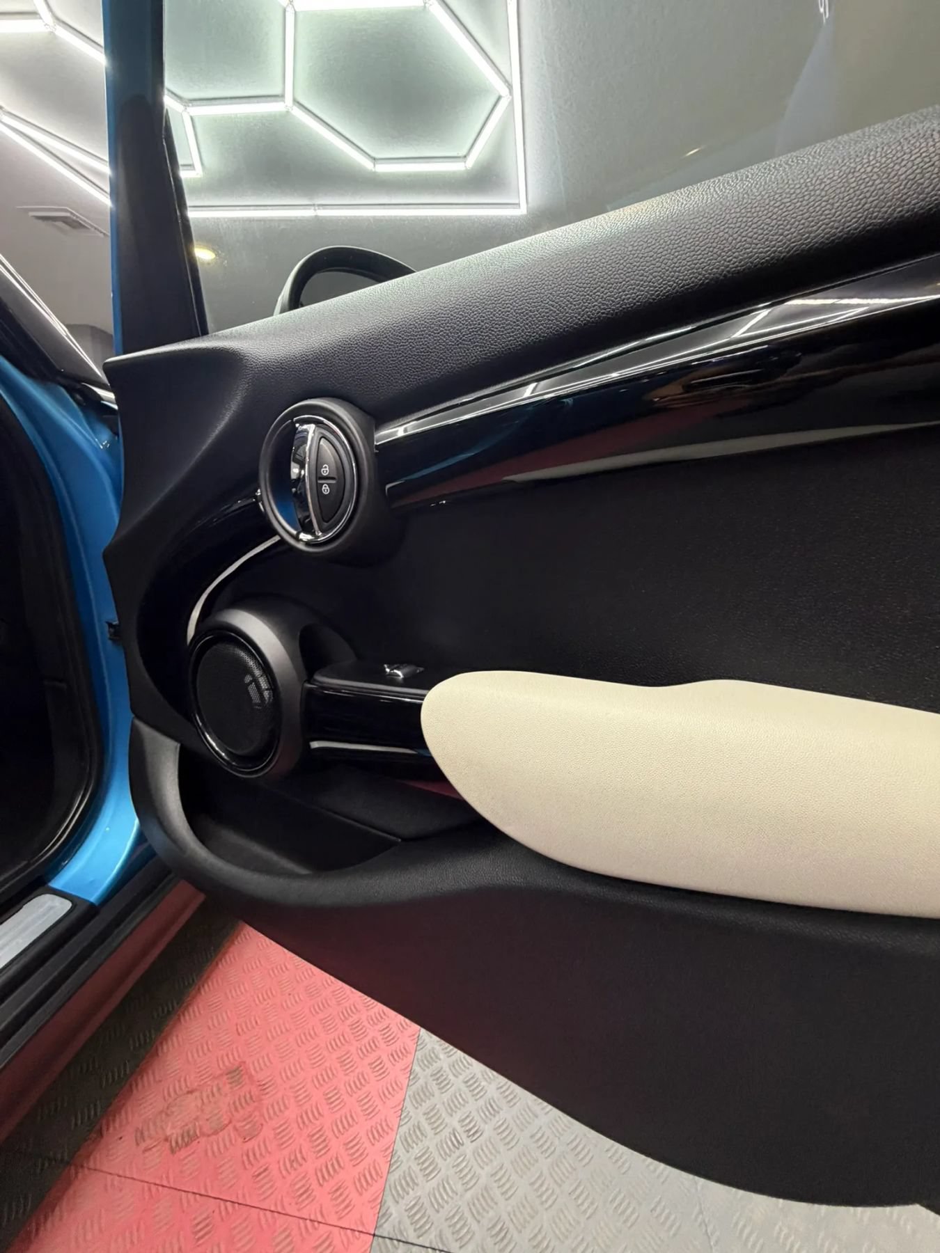 Used 2016 MINI Cooper S FWD image 28