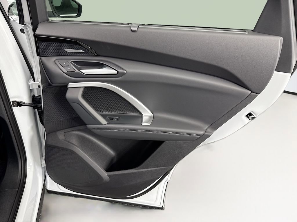 Used 2025 Audi Q5 Premium Plus w/ Premium Plus image 28