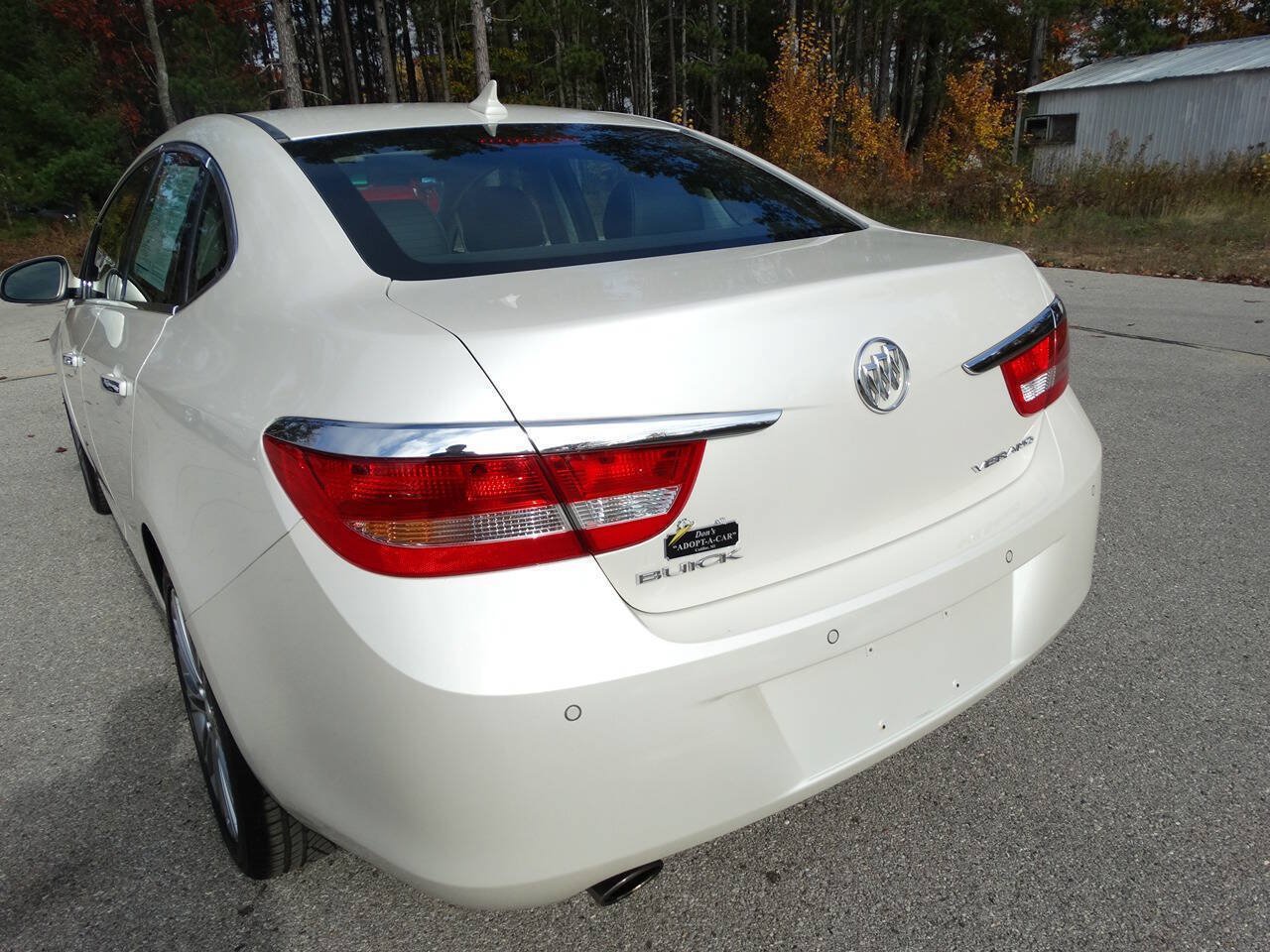 Used 2012 Buick Verano Leather FWD image 8