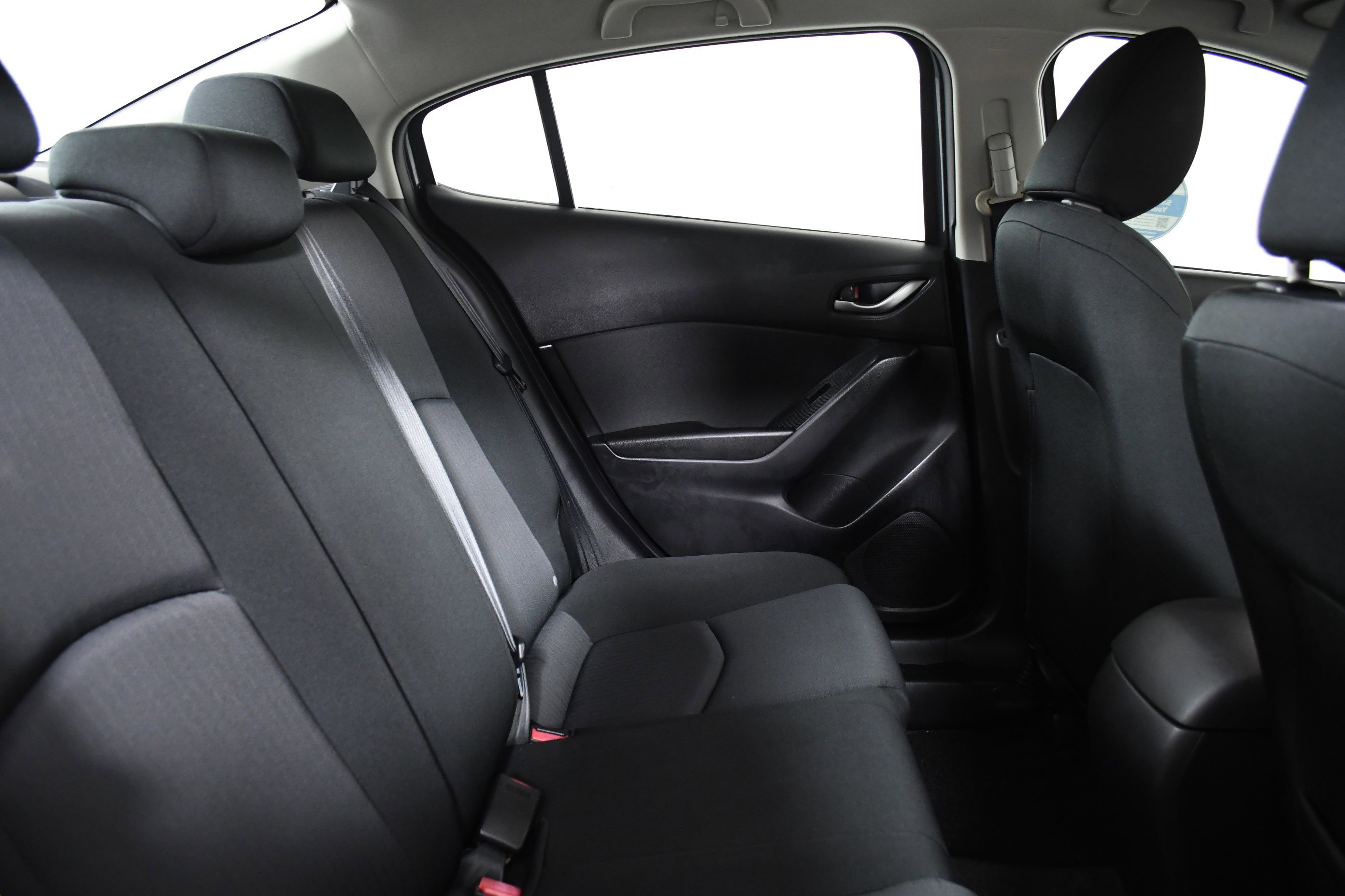 Used 2016 MAZDA MAZDA3 i Sport image 24