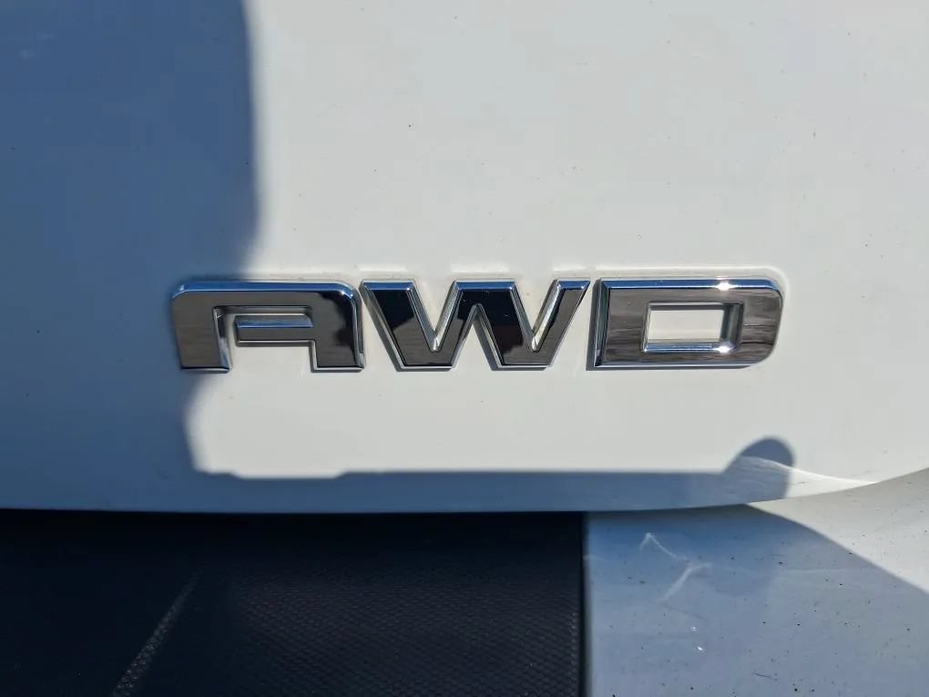 Used 2015 GMC Terrain SLE AWD/4WD image 13