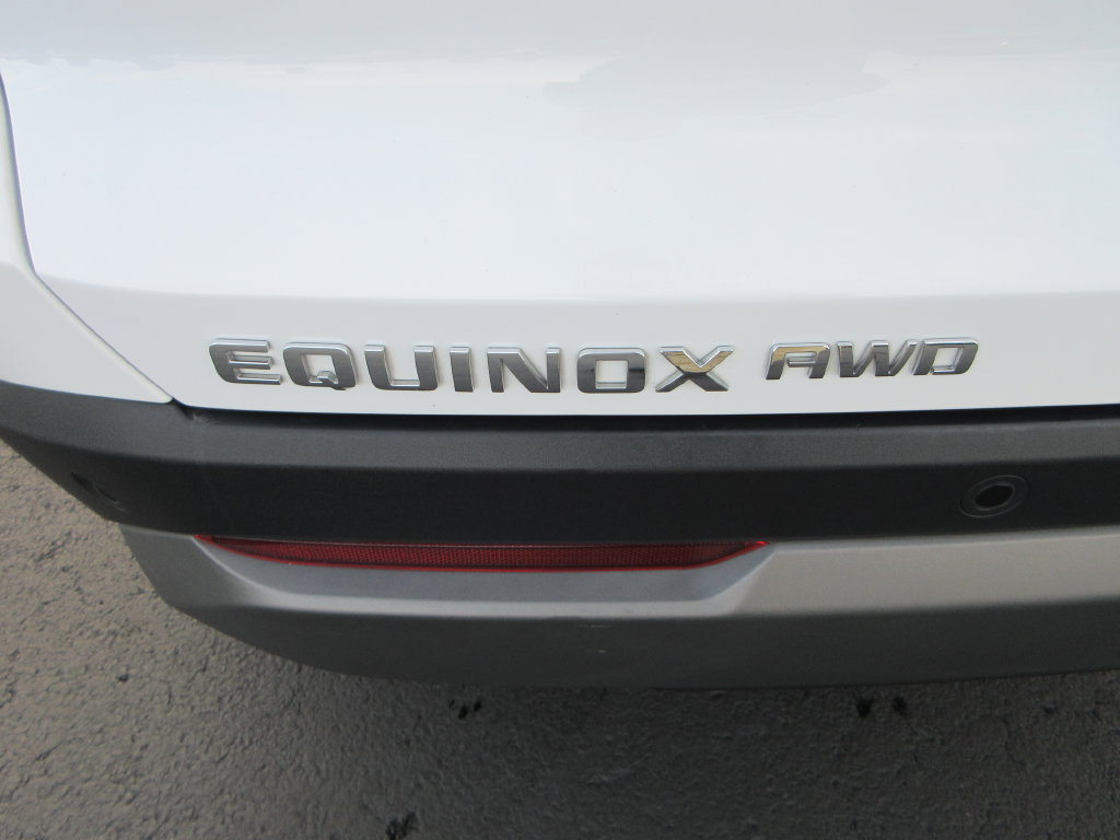Certified 2026 Chevrolet Equinox LT AWD/4WD image 10