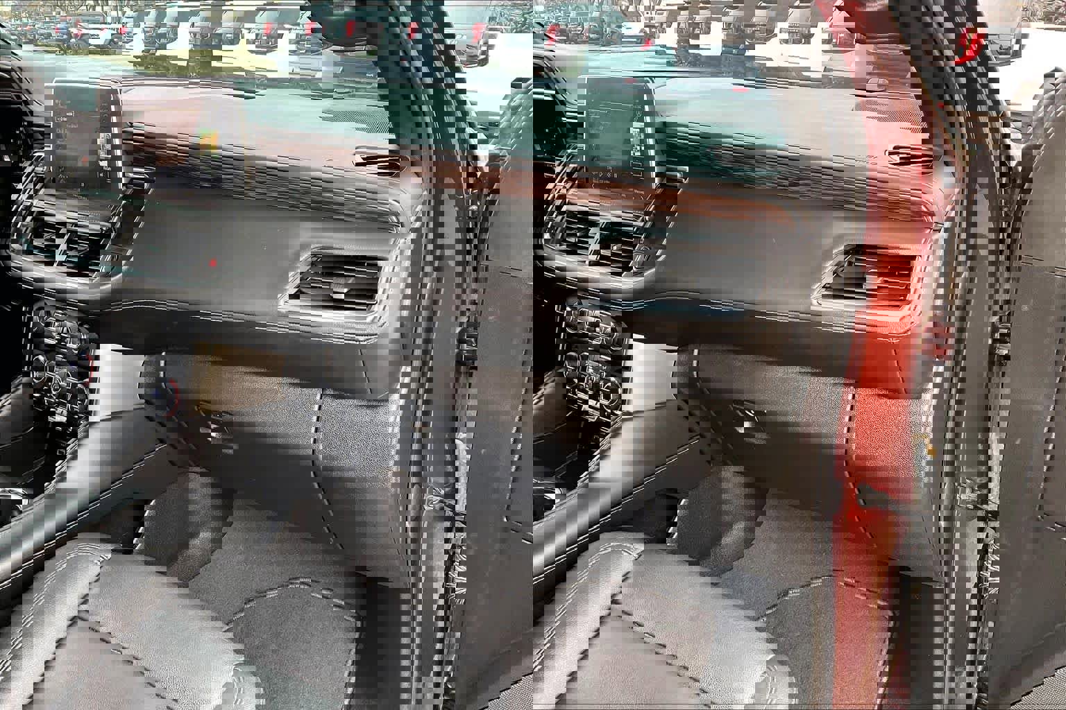 Used 2023 Chevrolet Tahoe LT image 18