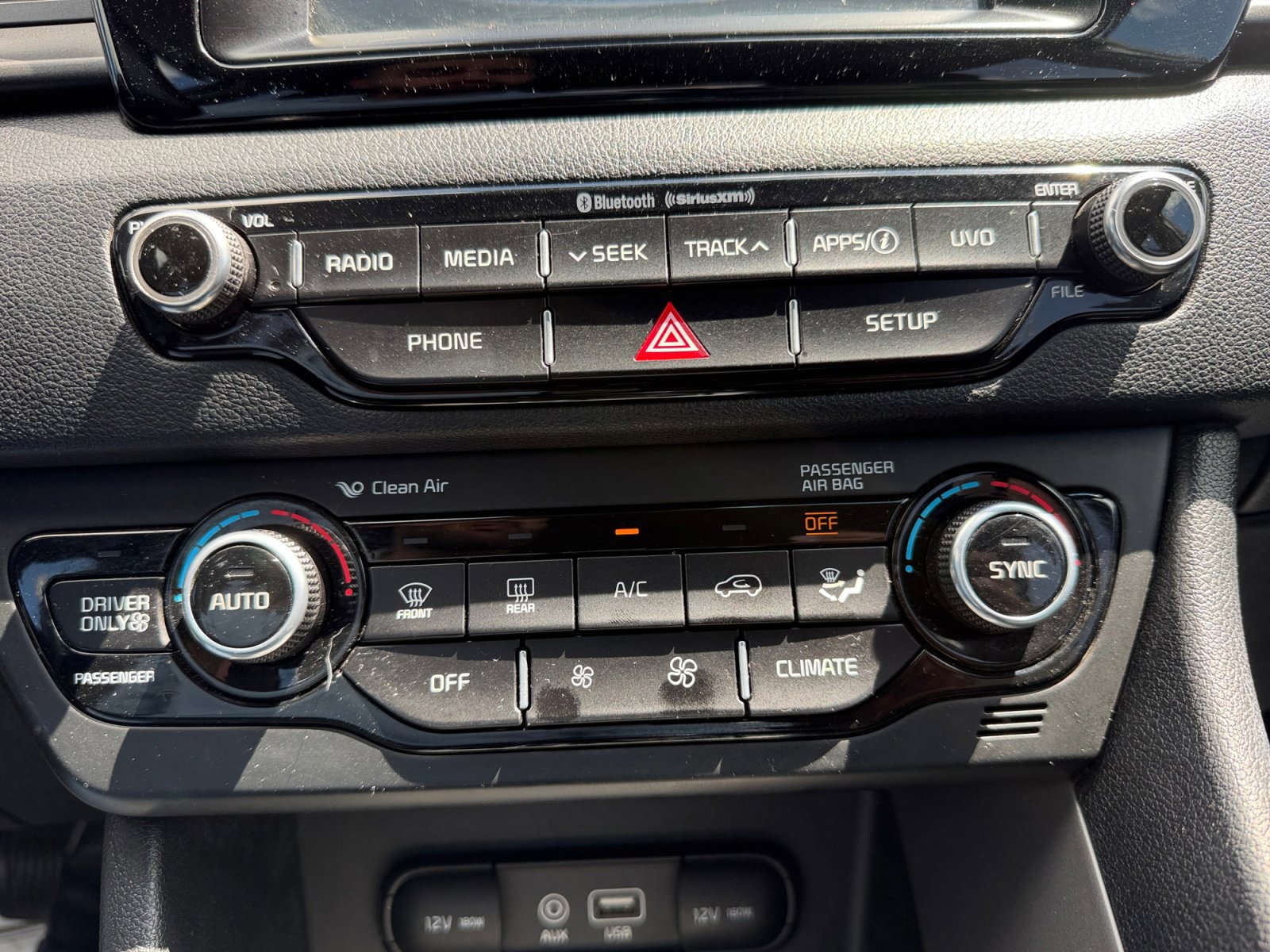 Used 2018 Kia Niro LX image 11