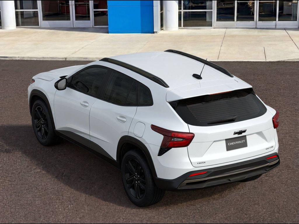 New 2026 Chevrolet Trax ACTIV w/ Sunroof Package FWD image 3
