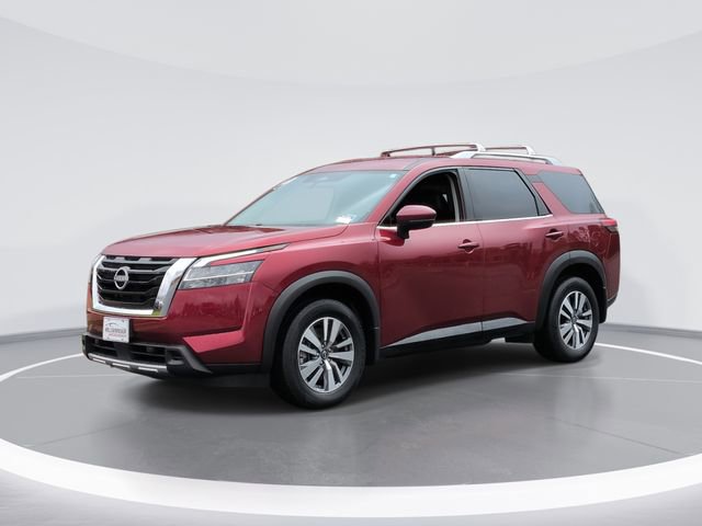 Used 2023 Nissan Pathfinder SL AWD/4WD image 1