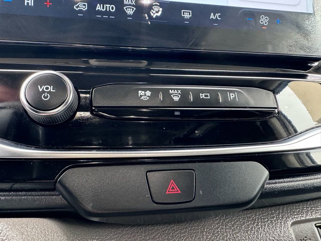 Used 2025 Ford Transit 350 Medium Roof AWD w/ Interior Upgrade Package image 23