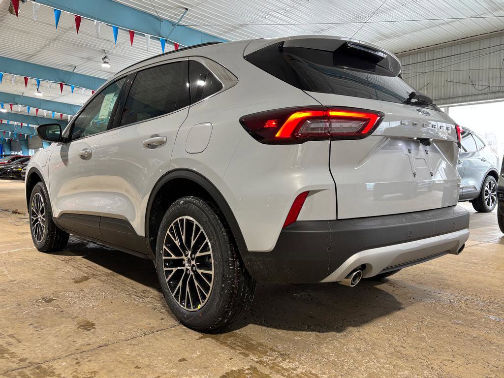 New 2026 Ford Escape SE FWD image 5