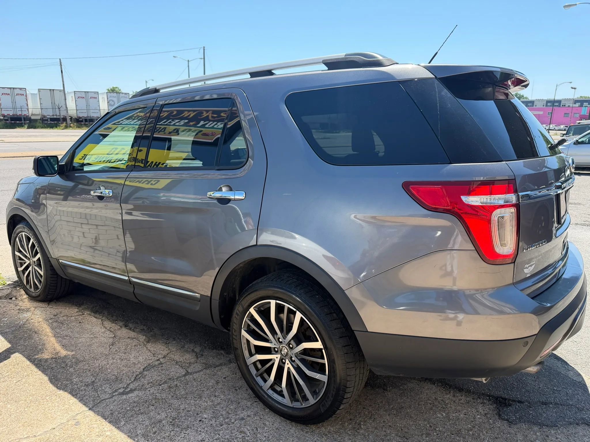Used 2014 Ford Explorer Limited w/ Equipment Group 301A AWD/4WD image 5