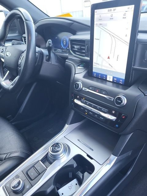 Used 2020 Ford Explorer ST w/ ST Street Pack image 5