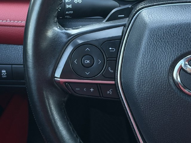 Used 2019 Toyota Camry XSE w/ Navigation Package FWD image 14