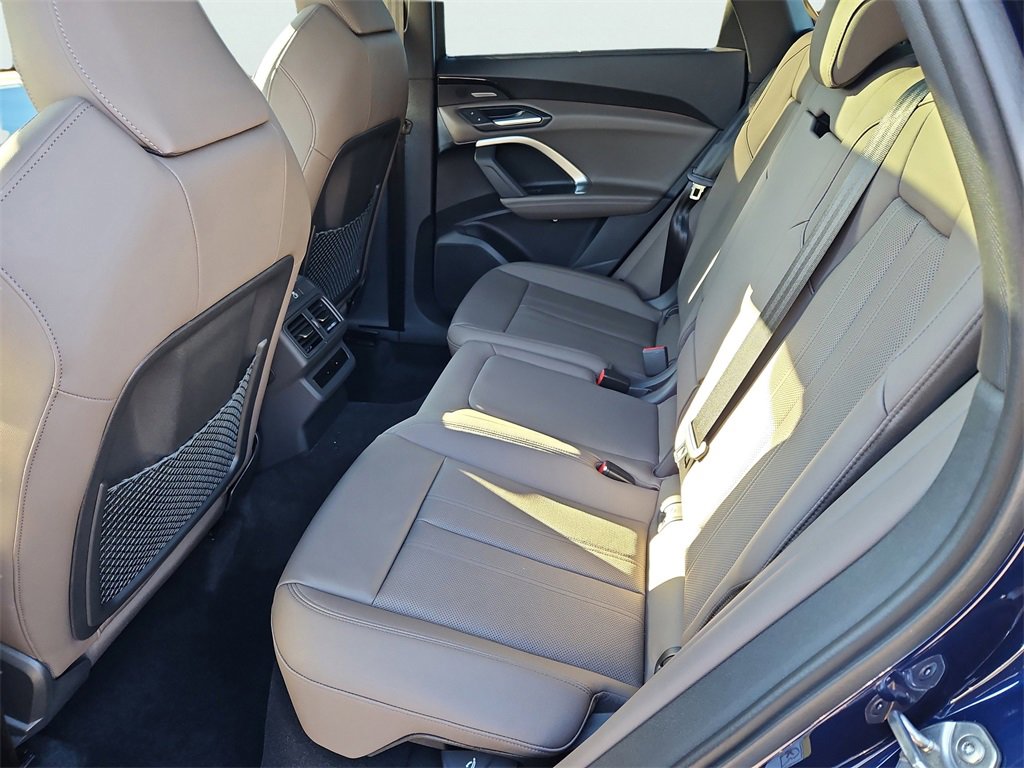New 2025 Audi Q5 Premium Plus image 23
