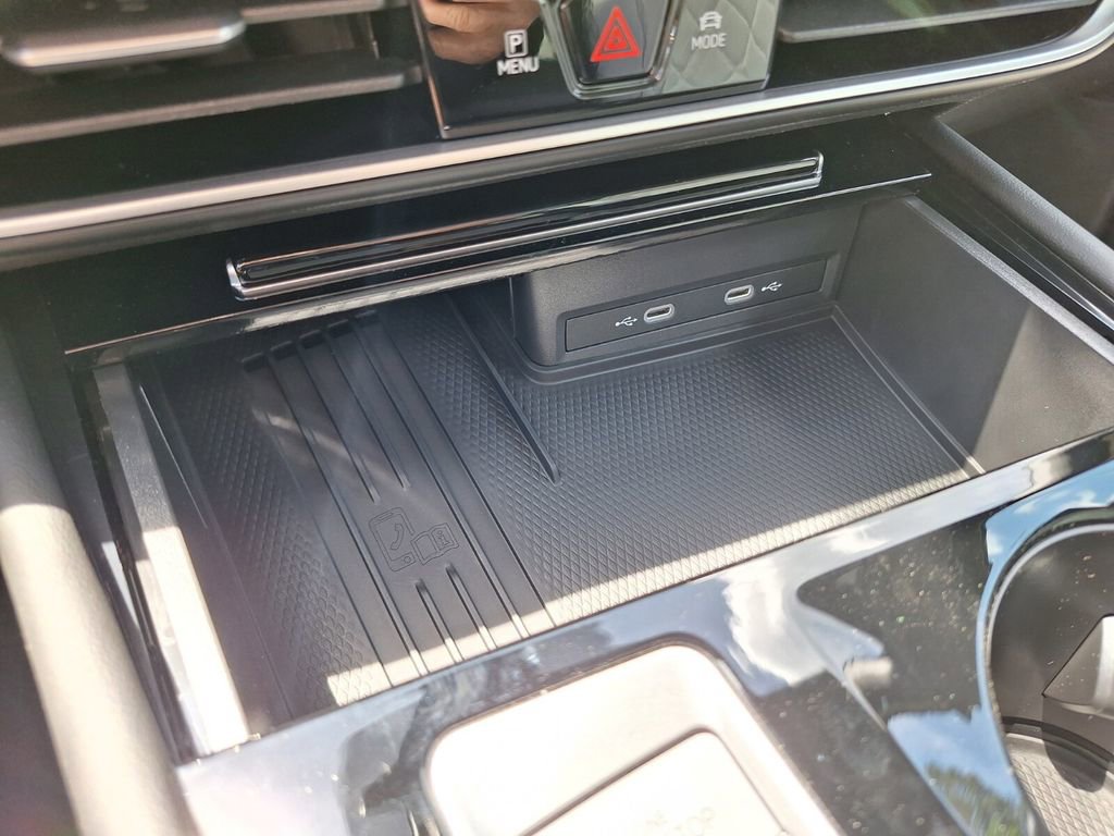 New 2025 Volkswagen Atlas Cross Sport SEL Premium R-Line image 16