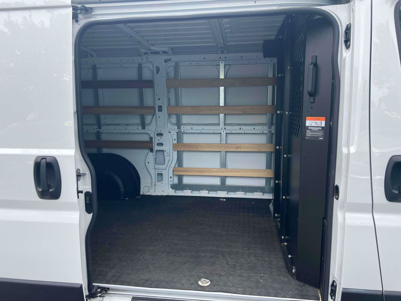 Used 2025 RAM ProMaster 2500 w/ U-Haul Equipment Group FWD image 22