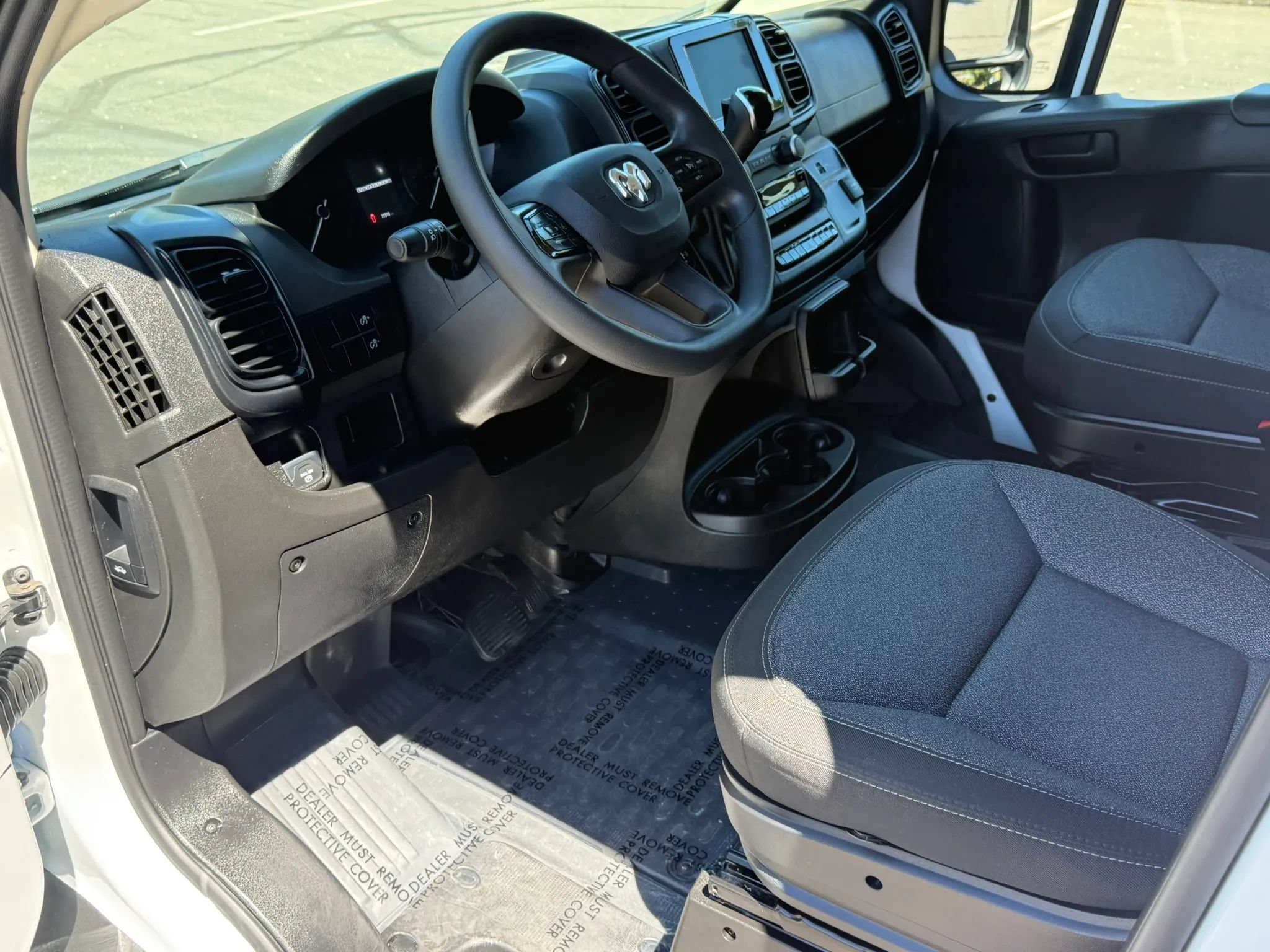 Used 2025 RAM ProMaster 2500 FWD image 12