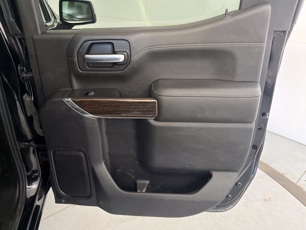 Used 2019 GMC Sierra 1500 SLE w/ X31 Off-Road Package AWD/4WD image 27