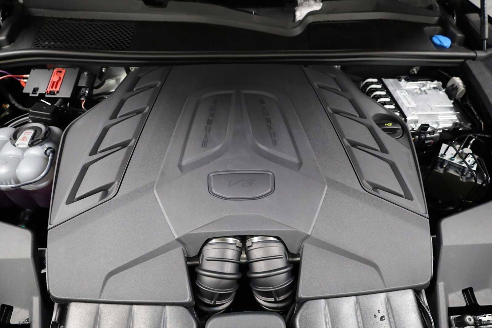 New 2026 Porsche Cayenne S image 42