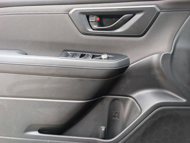 Used 2025 Subaru Forester Premium image 18