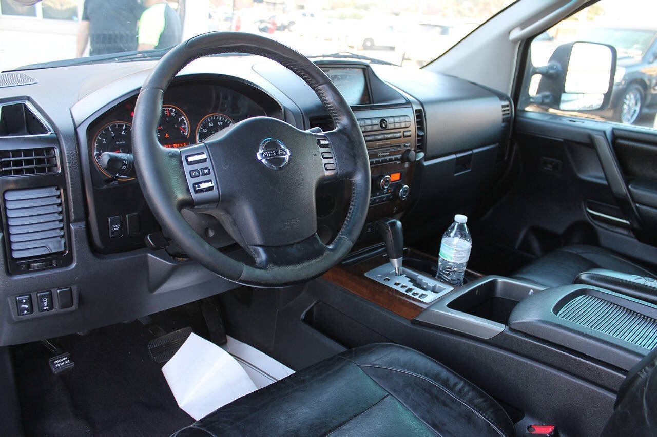 Used 2010 Nissan Titan LE w/ Technology Pkg RWD image 25