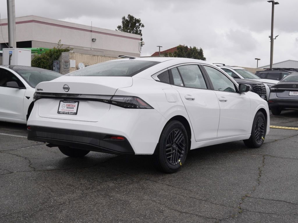 New 2026 Nissan Sentra SV FWD image 4