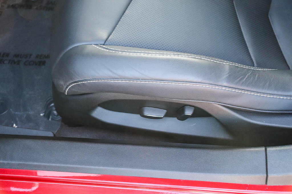 Used 2024 Chevrolet Corvette Stingray Convertible w/ Battery Protection Package RWD image 22